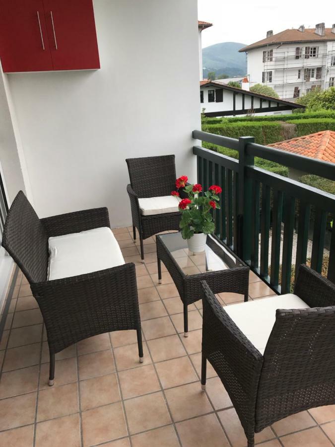 Port Bidassoa - T2 Coquet, Parking, Lit Xxl, Wifi, Pres De La Gare Андай Экстерьер фото